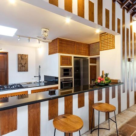 La Villa Des Sens Семиньяк Экстерьер фото